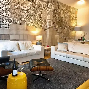 lotusco-unique-centre-apartments.hotels-lisbon-portugal.com/